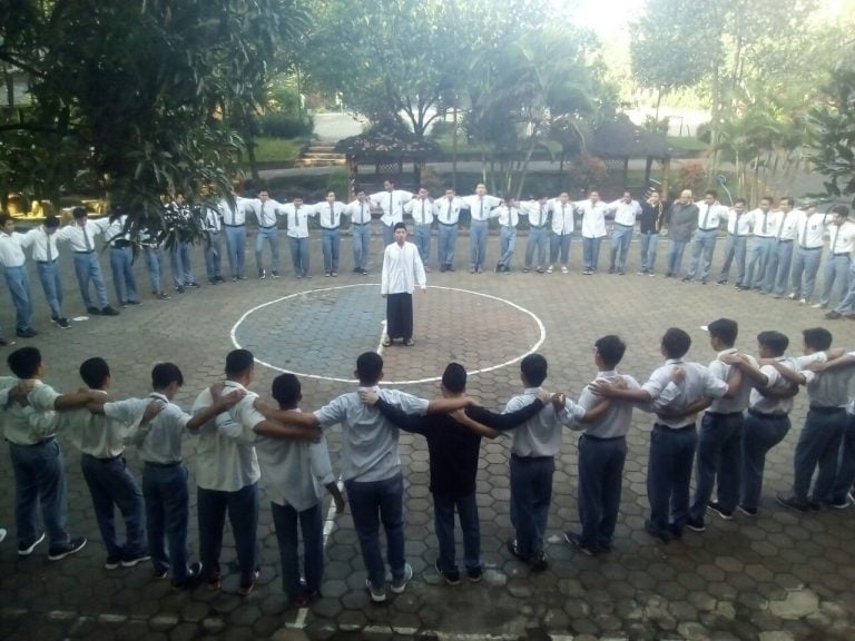 Pelaksanaan UNBK SMA Ar Rohmah 2018; Sukses Bersama!