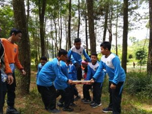 OUTBOND, PUNCAK KEGIATAN MPLS SMP AR-ROHMAH 3 3 1