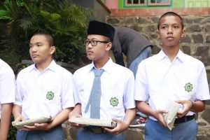Penghargaan Siswa Berprestasi MASTASIS 2018 4 Penghargaan Siswa Berprestasi MASTASIS 4