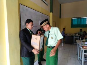 Semangat #Aksi Peduli Lombok# SMP Ar-Rohmah 6 Aksi Peduli Lombok 6