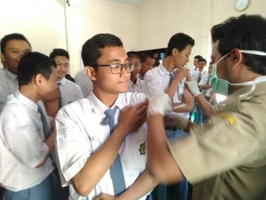 Imunisasi Difteri Di SMP & SMA Ar-Rohmah 3 Imunisasi Difteri Di SMP SMA Ar Rohmah 3