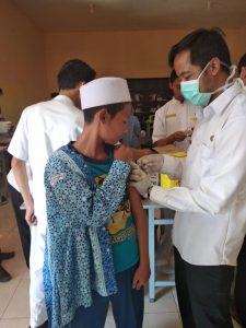Imunisasi Difteri Di SMP & SMA Ar-Rohmah 5 Imunisasi Difteri Di SMP SMA Ar Rohmah 5