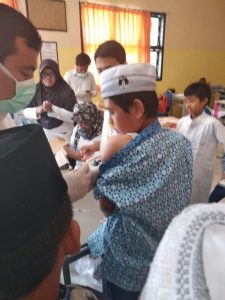 Imunisasi Difteri Di SMP & SMA Ar-Rohmah 9 Imunisasi Difteri Di SMP SMA Ar Rohmah 9
