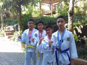Tim Taekwondo SMP Ar Rohmah Unjuk Gigi Di Surabaya 2