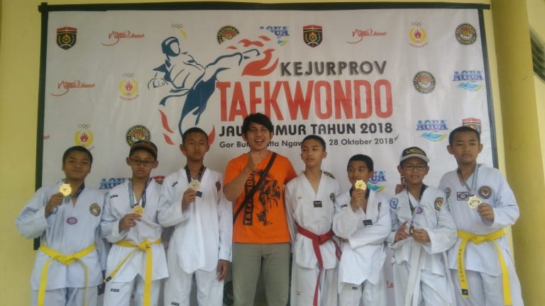 Enam Medali Dibawa Pulang Dari Kejurprov Taekwondo Jawa Timur 2018