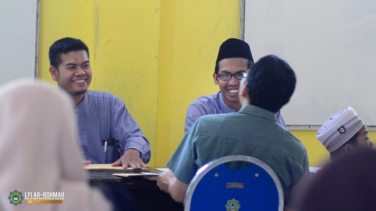 Pembagian Raport Sisipan UTS Ganjil 2018/2019