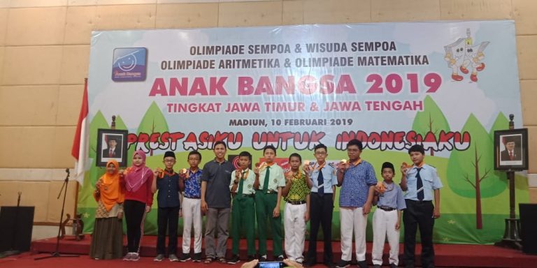 Tim SMP Ar Rohmah Memborong Medali Matematika Tingkat Jawa Timur-Jawa Tengah