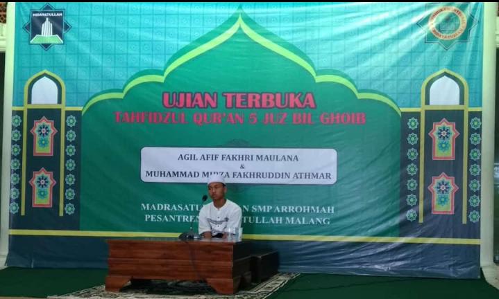 Ujian Terbuka Al Qur’an Lima Juz Sekali Duduk Siswa SMP Ar Rohmah 8 uter quran 1