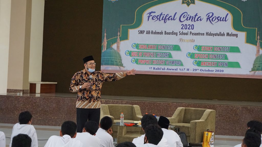Out Bond dan Special Training Santri Ar Rohmah Putra Untuk Memperingati Sumpah Pemuda dan Maulid Nabi15