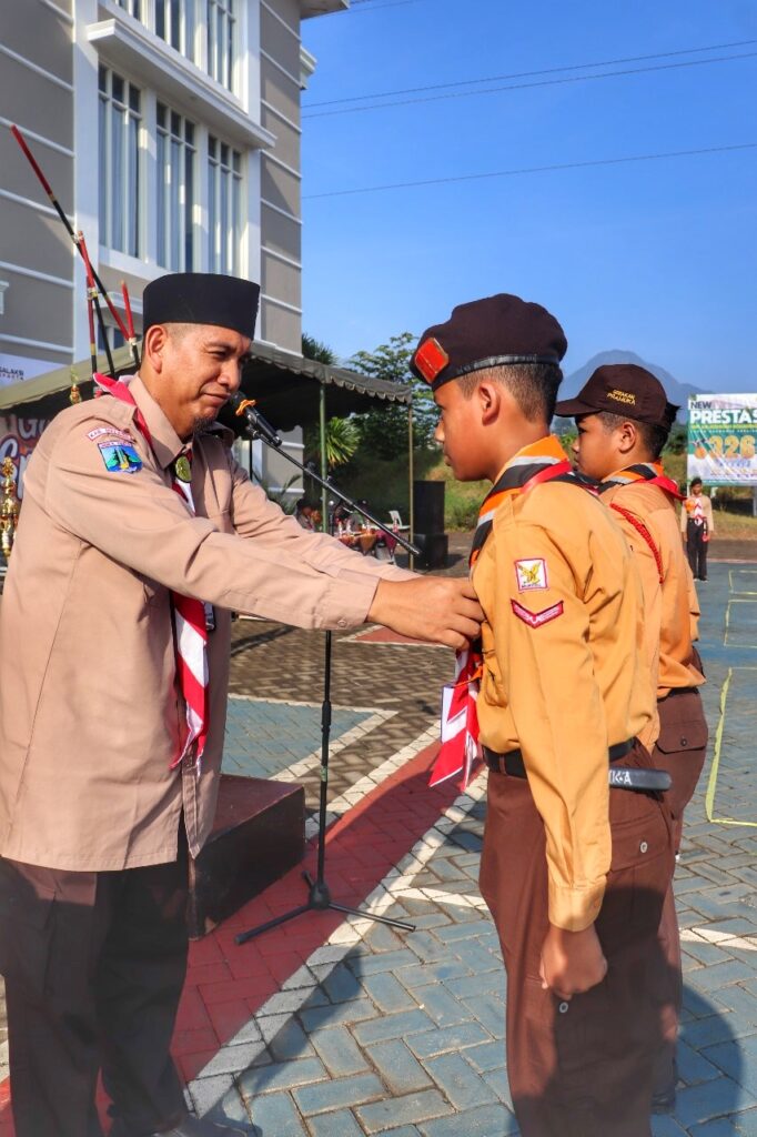 SMP Ar-Rohmah Putra Sukses Gelar Lomba Galang Latih Aksi dan Kreasi (Galaksi) Tingkat SD/MI Se-Jawa Timur 1 SMP Ar-Rohmah Putra Sukses Gelar Lomba Galang Latih Aksi dan Kreasi (Galaksi) Tingkat SD/MI Se-Jawa Timur