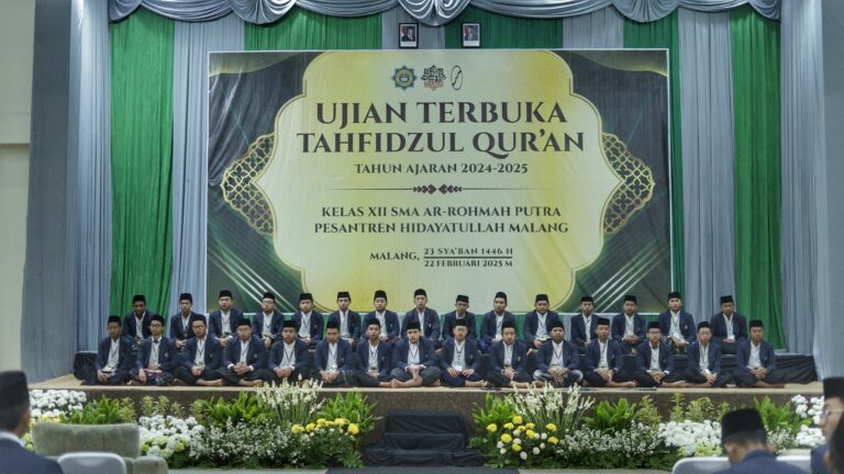 Kepesantrenan SMA Ar-Rohmah Putra Gelar Ujian Terbuka Tahfidzul Qur'an