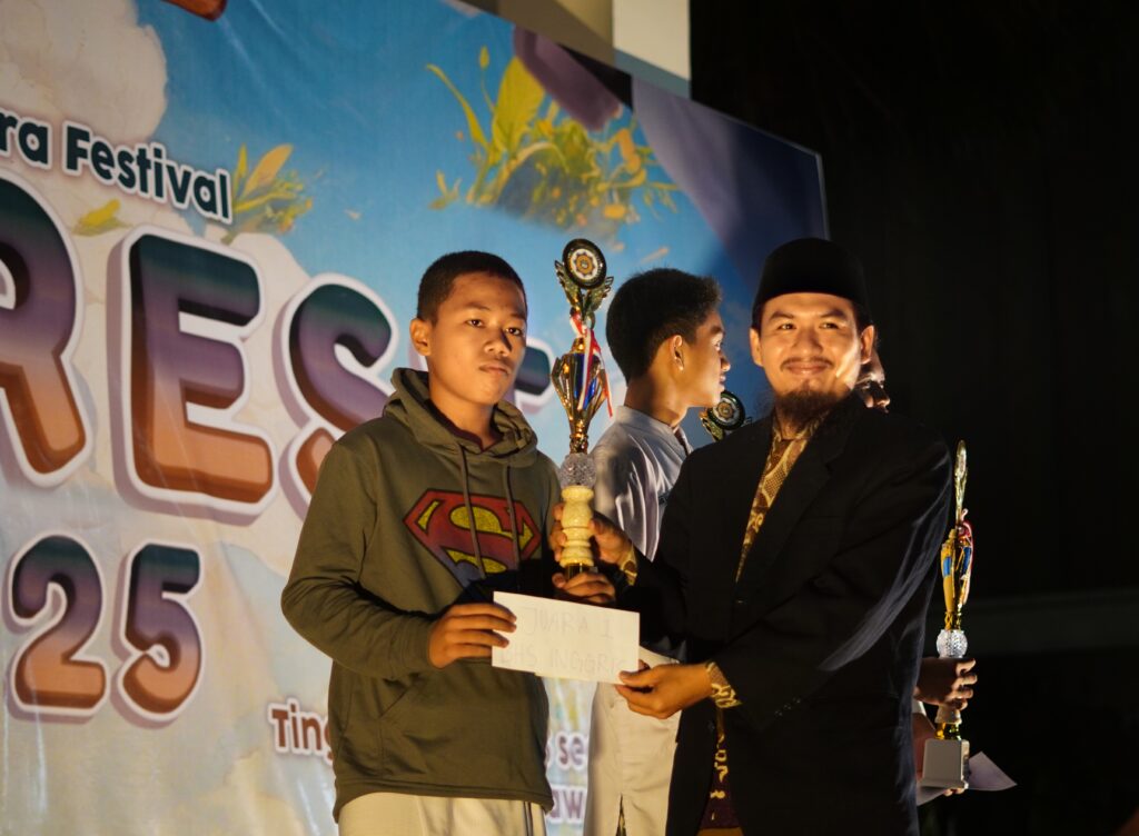 SMA Ar-Rohmah Putra Gelar Artrest 2025, Ajang Kreativitas Pelajar SMP/MTs Se-Jawa Timur
