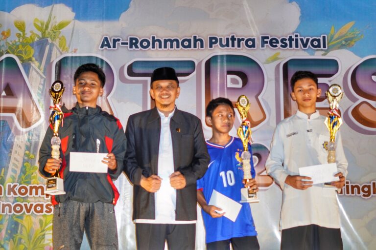 SMA Ar-Rohmah Putra Sukses Gelar Artrest 2025