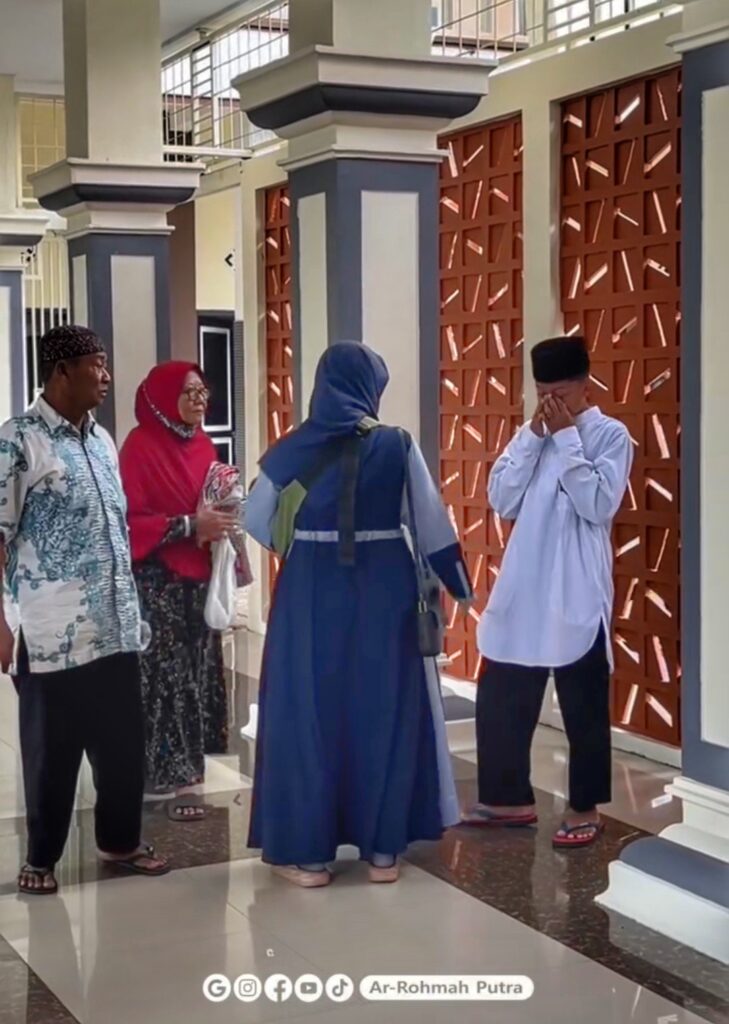 Jejak Santri Baru Ar-Rohmah Putra, Awal Perjalanan di Pesantren Impian 8 Jejak Santri Baru Ar-Rohmah Putra, Awal Perjalanan di Pesantren Impian